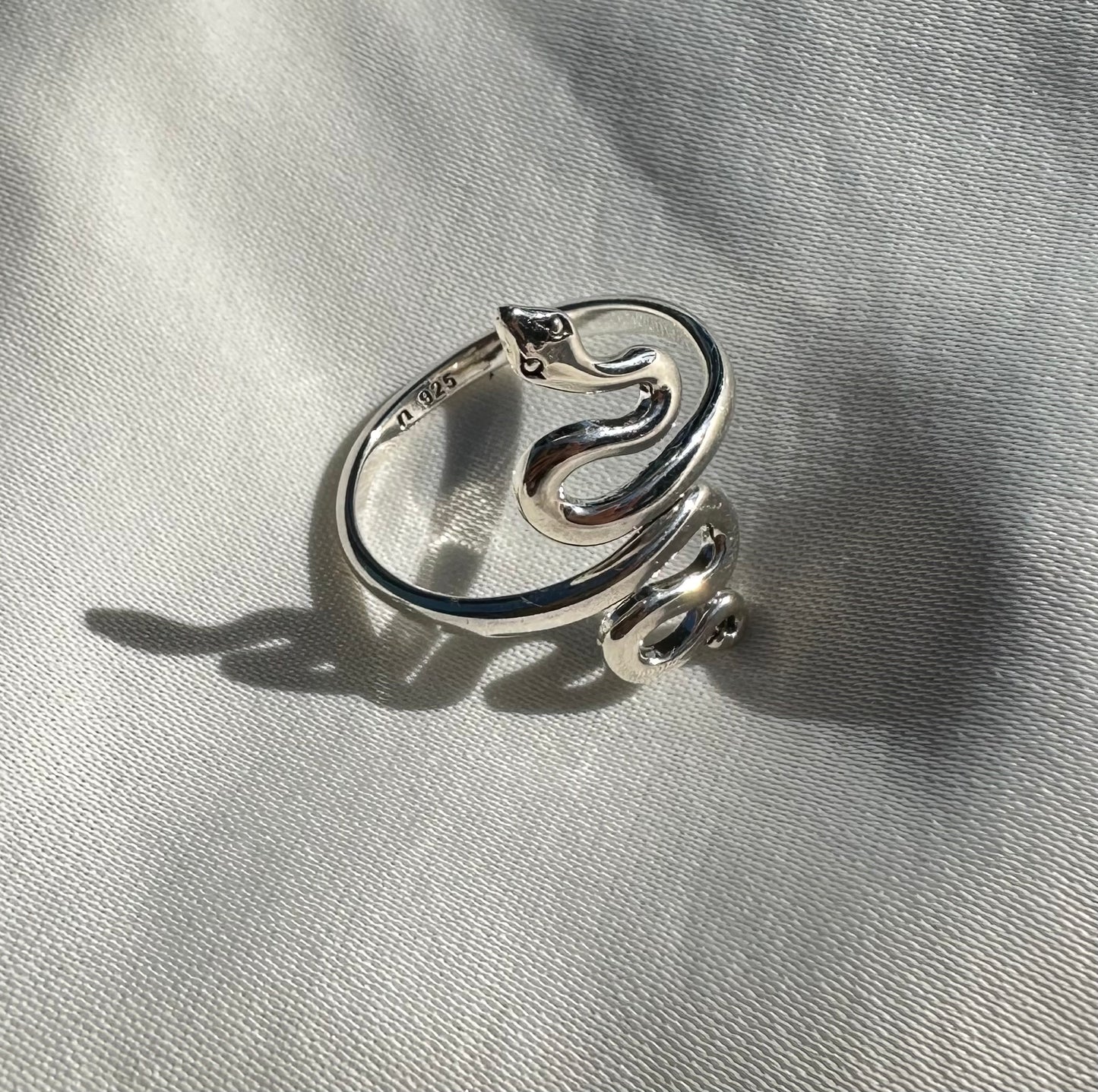 Snake ring